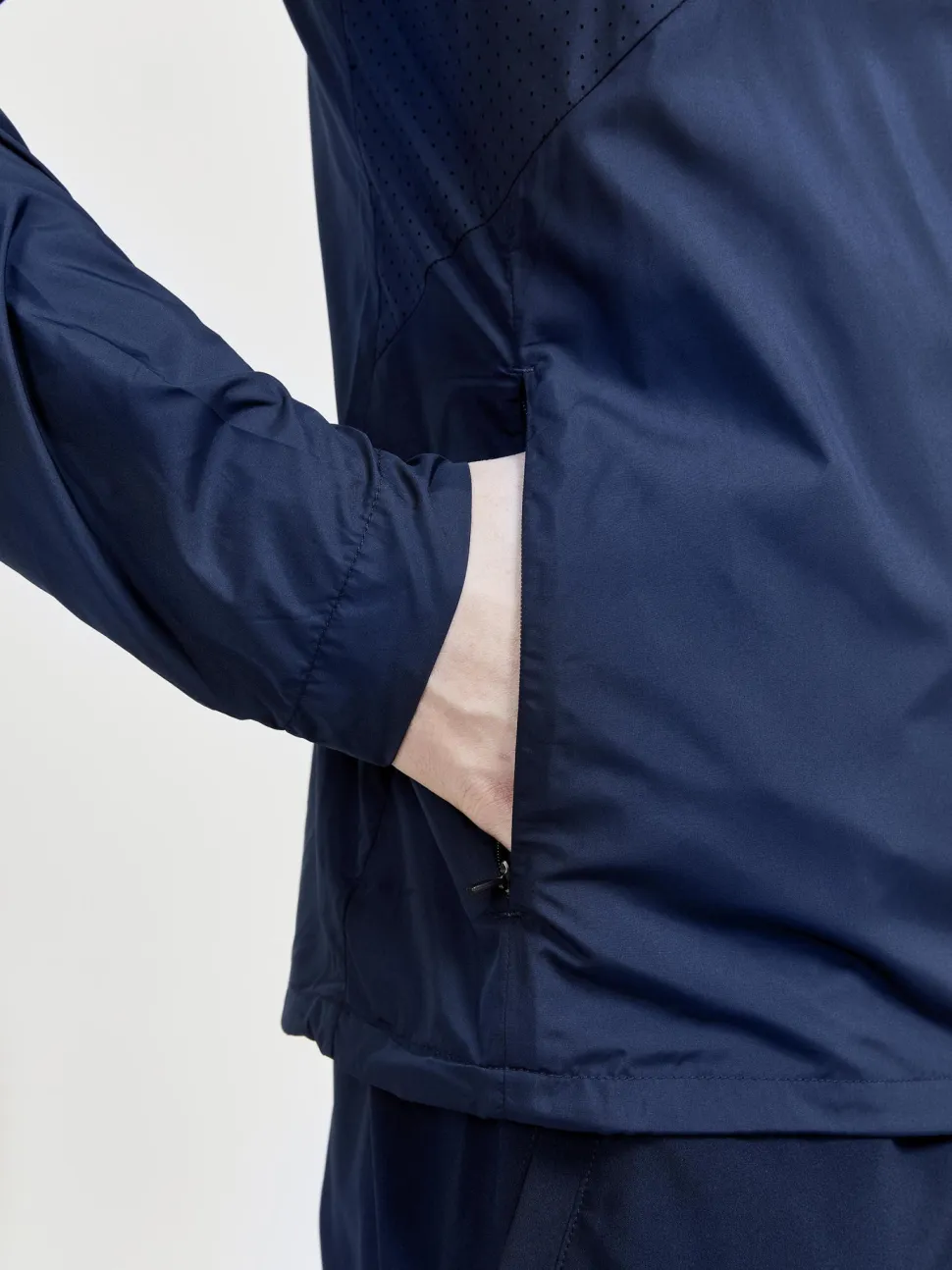 MEN'S ADV ESSENCE WIND JACKET - BLAZE