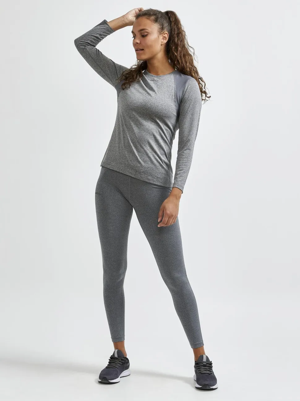 WOMEN'S ADV ESSENCE LONG SLEEVE TRAINING TEE