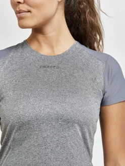 WOMENS ADV ESSENCE SS SLIM TEE