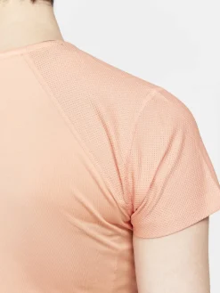 WOMENS ADV ESSENCE SS SLIM TEE
