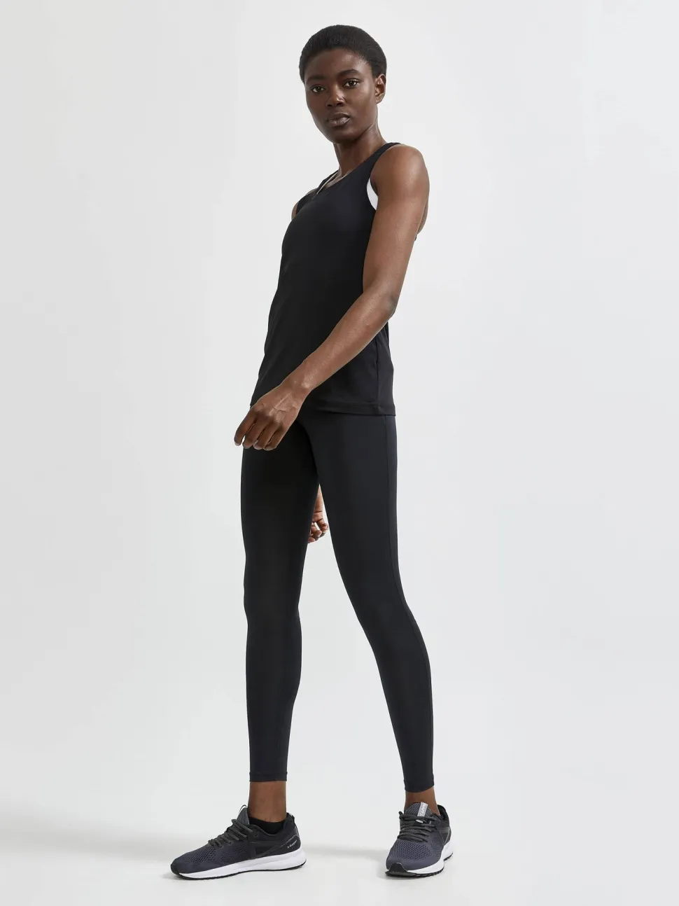 WOMEN'S ADV ESSENCE TRAINING SINGLET