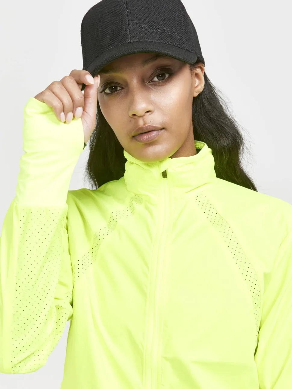 WOMEN'S ADV ESSENCE WIND JACKET - ROXO