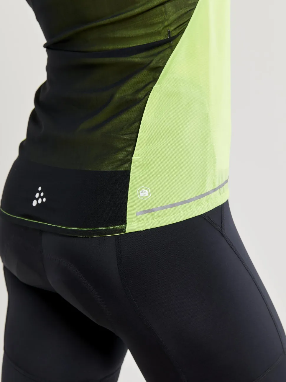 WOMEN'S ESSENCE LIGHT WIND CYCLING VEST - Flumino